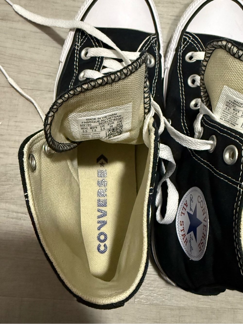 Converse Chuck Taylor All Star High-Top Sneaker - Picture 4 of 8
